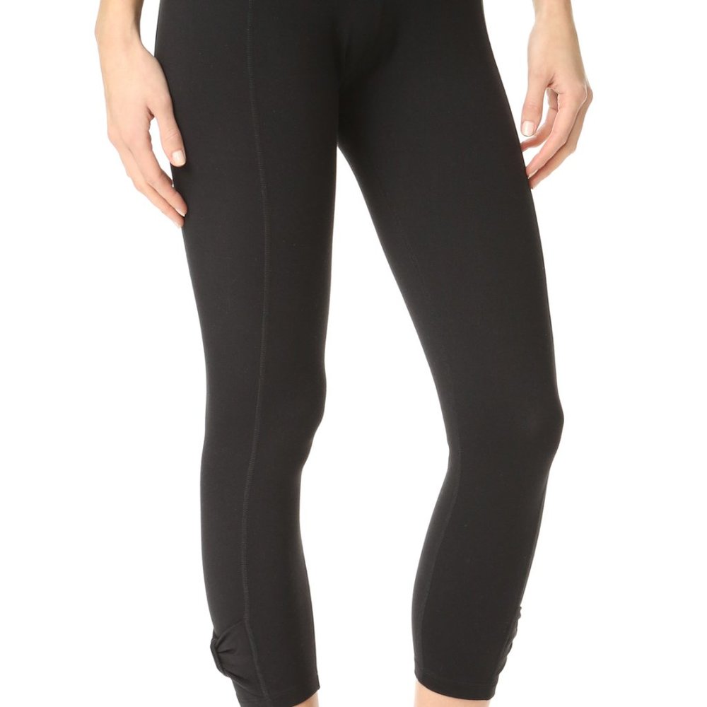 Kate Spade x Beyond Yoga side bow capri leggings
